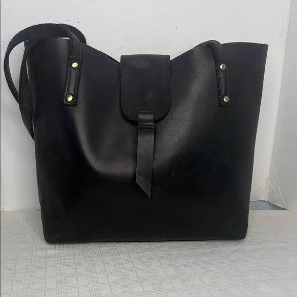 S-ZONE GENUINE LEATHER TOTE in Black - Picture 3 of 11
